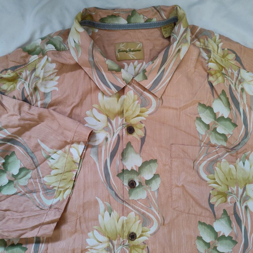 Tommy Bahama Mens Size XXL Floral Pattern Short Sleeve‎ Button-Up